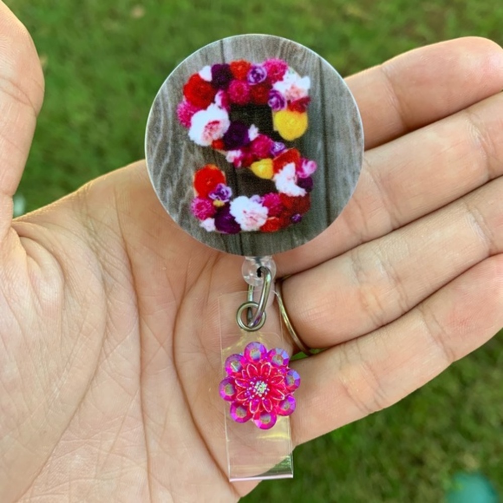 Floral S Acronym Retractable Badge Holder